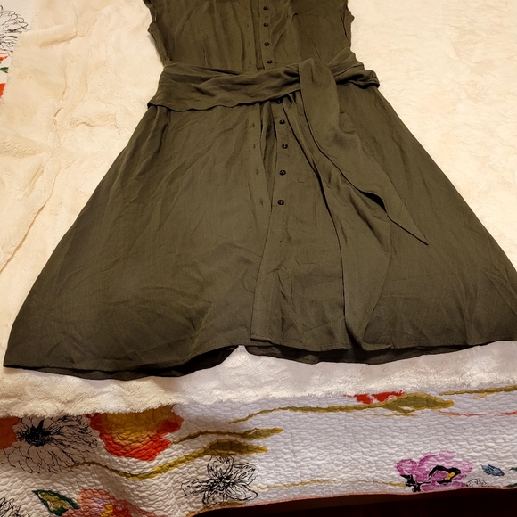 2 New dresses from rw&co - Picture 1 of 2